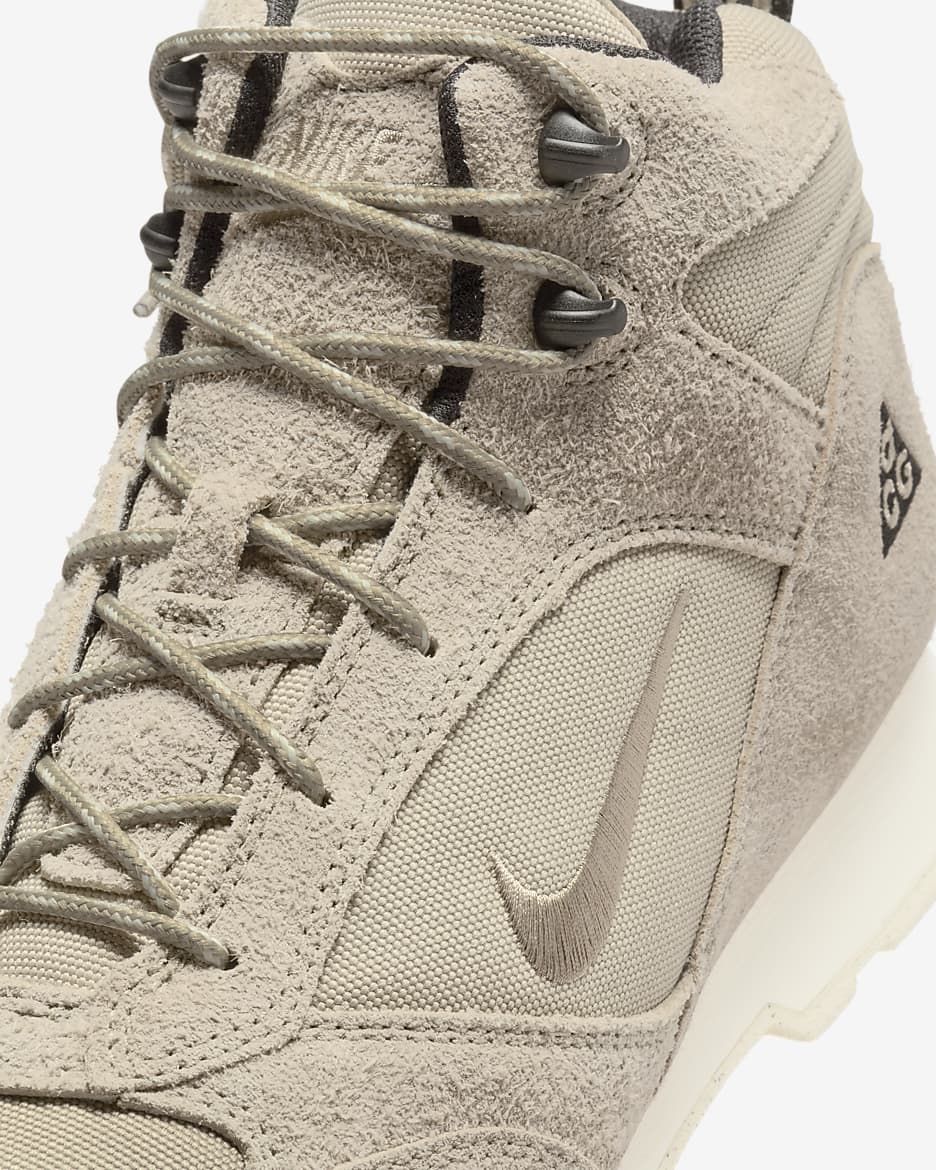 Nike ACG Torre 中筒防水男鞋 - Khaki/Coconut Milk/黑色/Khaki