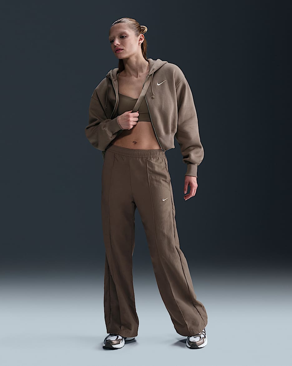 Pantaloni a vita media con bordo aperto Nike Sportswear Everything Wovens – Donna - Mink Brown/Bianco