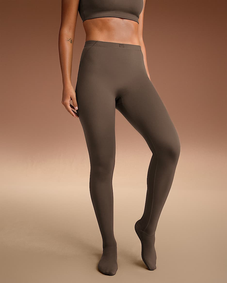 NikeSKIMS Matte Women's High-Waisted Footsie Grip Leggings