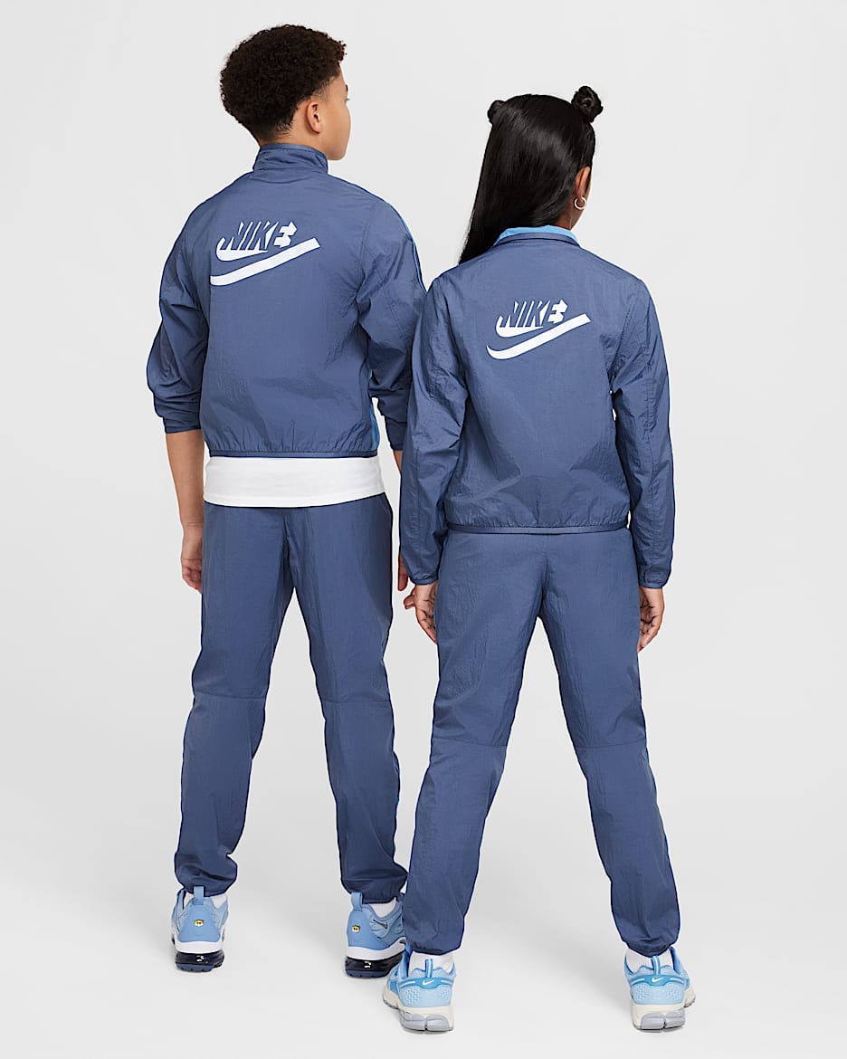 nikr tracksuit