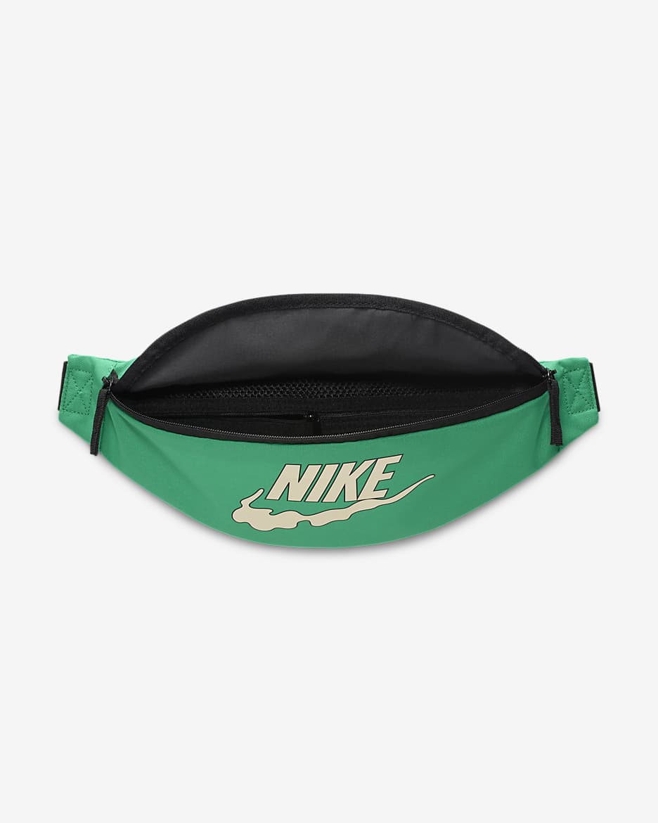 Nike Heritage Hip Pack (3L) - Stadium Green/Stadium Green/Coconut Milk