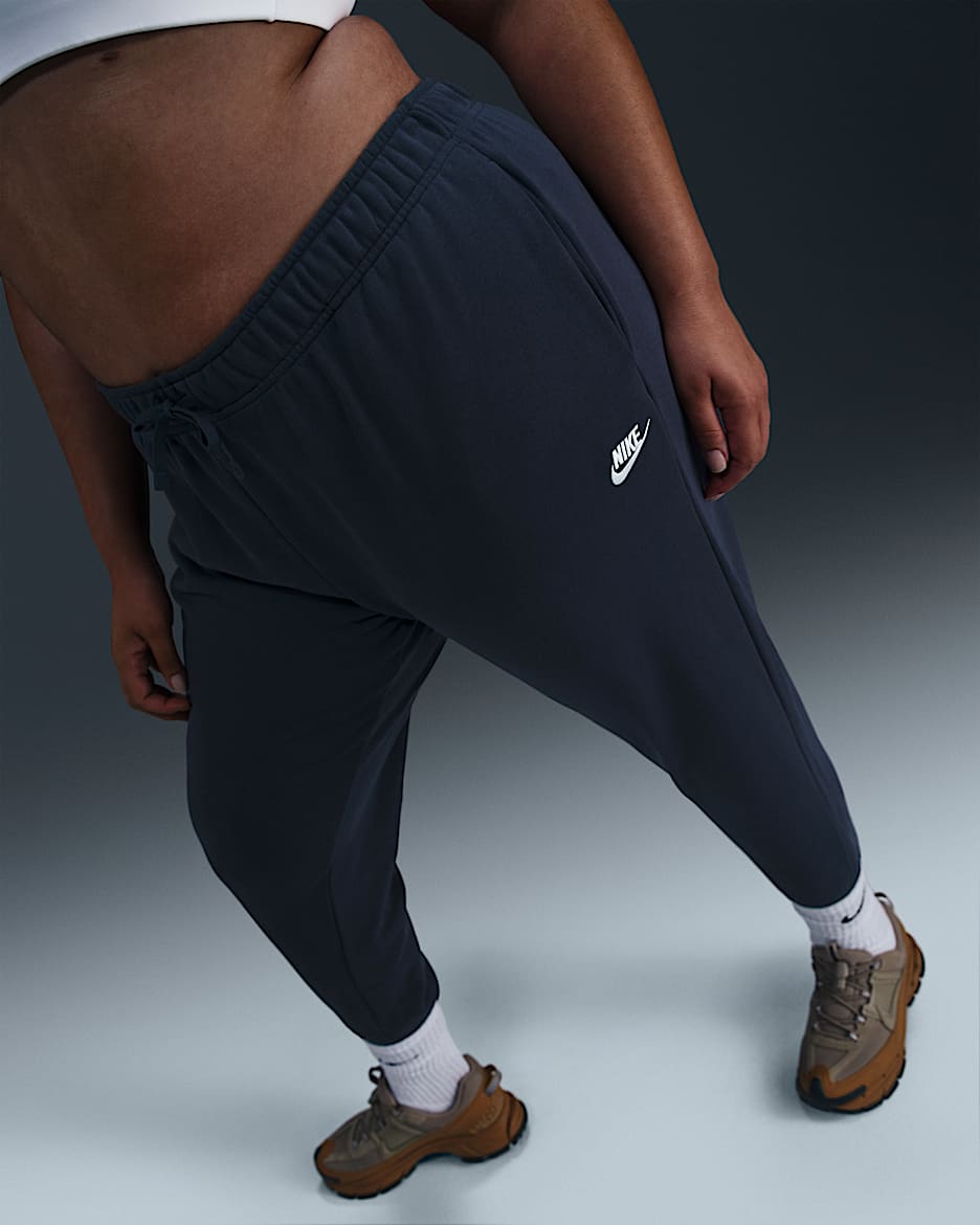 Nike Sportswear Club Fleece Women's Mid-Rise Joggers (Plus Size)