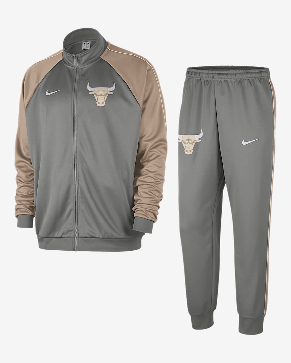 Chicago Bulls Club Courtside City Edition Nike NBA-tracksuit til herre - Dark Steel Grey/Hemp/Oatmeal/Hvit
