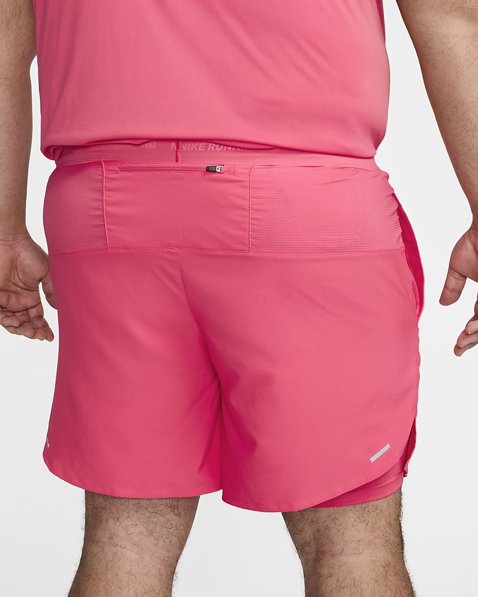 Pánské běžecké kraťasy Nike Stride Dri-FIT 2 v 1 (18 cm) - Aster Pink/Aster Pink/Černá