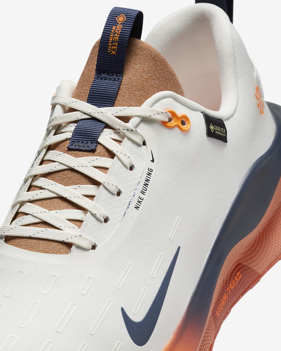 Nike InfinityRN 4 GORE-TEX waterdichte hardloopschoenen voor heren (straat) - Sail/Total Orange/Burnt Sunrise/Thunder Blue