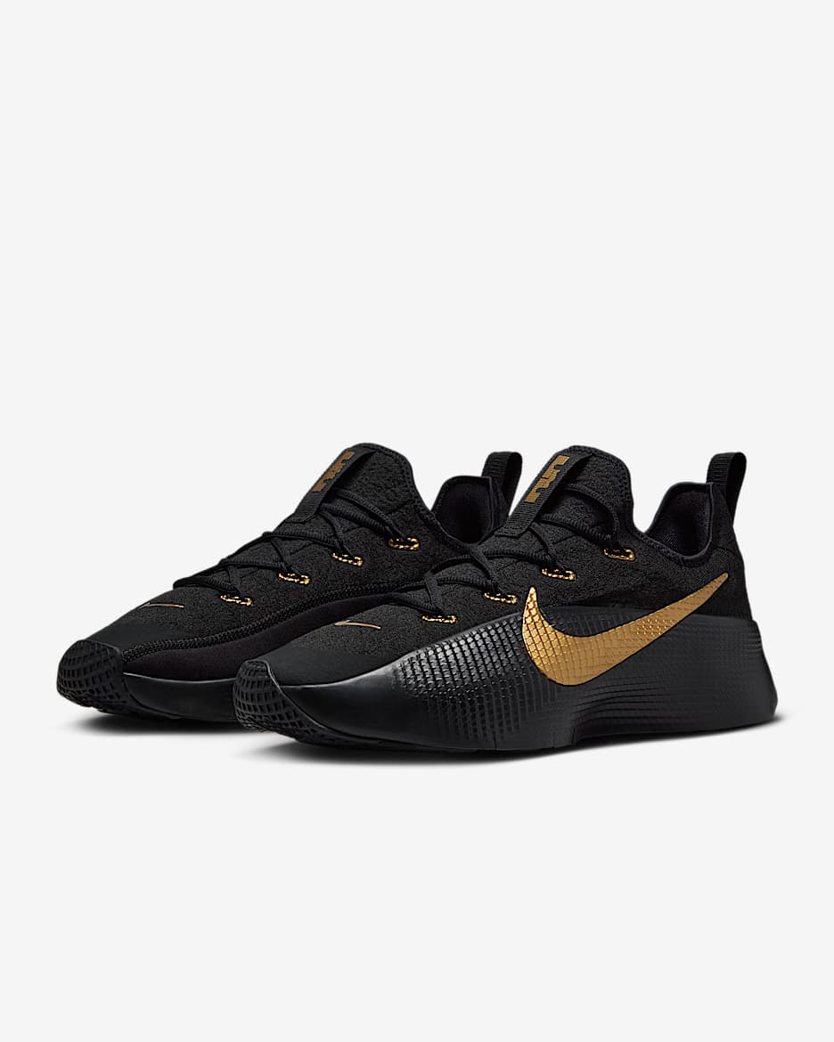 LeBron TR 1 Men's Workout Shoes - Black/Metallic Gold