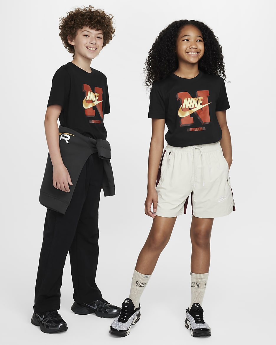 Nike Sportswear T-Shirt für ältere Kinder - Schwarz