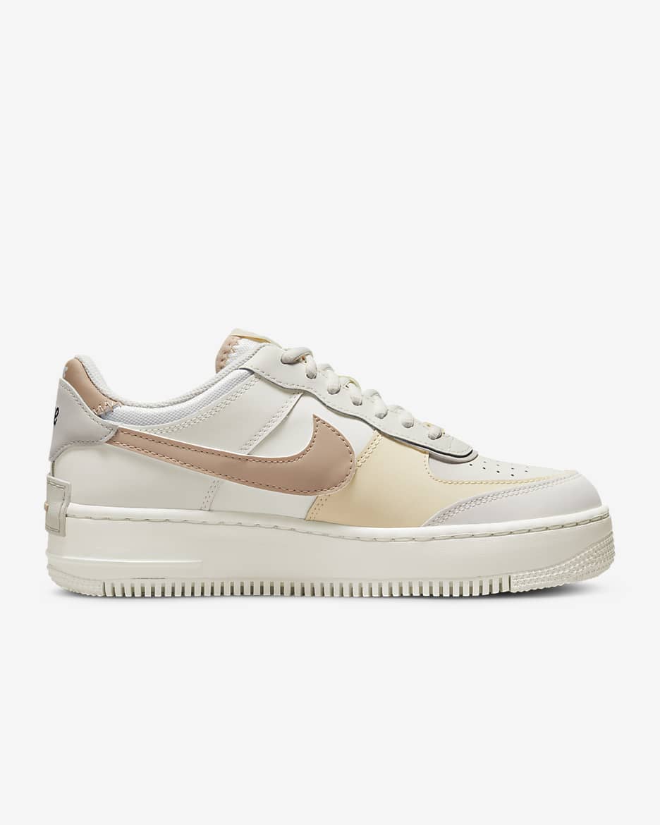 Tenis para mujer Nike Air Force 1 Shadow - Vela/Fósil/Hueso claro/Cáñamo