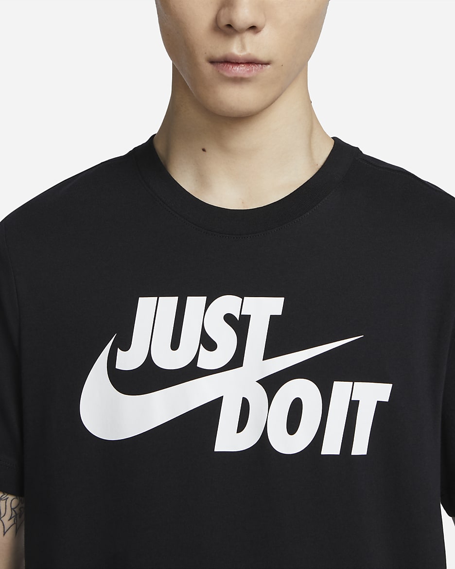 Nike Sportswear Men's T-Shirt - Black/White