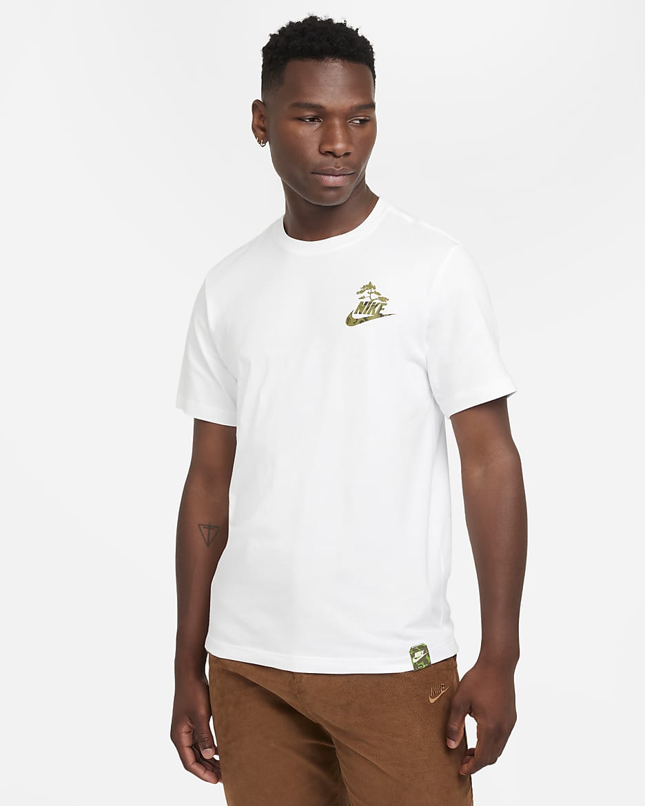 Nike Sportswear Club T-Shirt