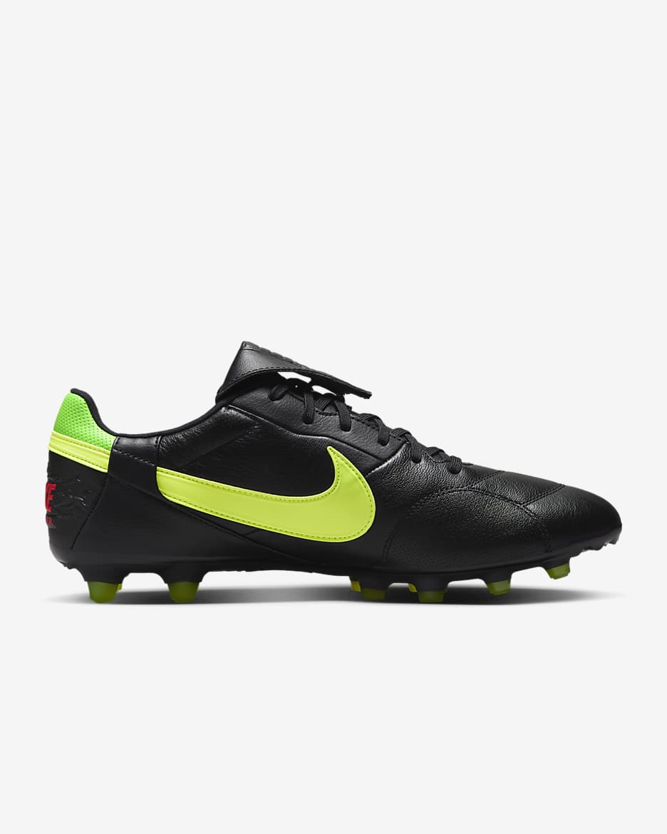 low top soccer cleats