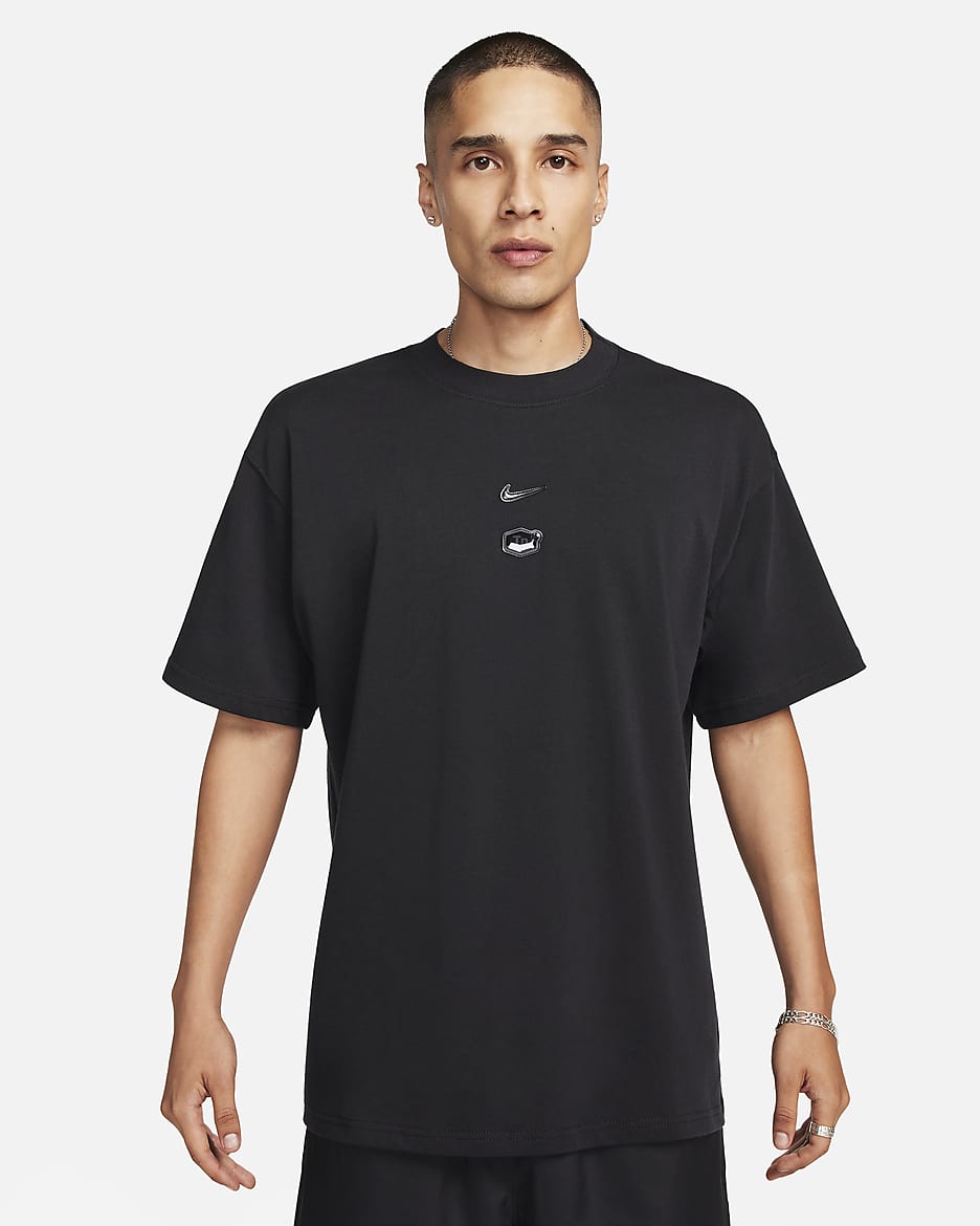 Nike Sportswear Men's T-Shirt. Nike CH