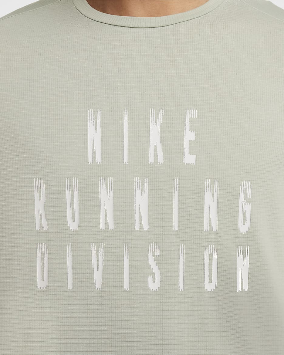 Nike Rise 365 Running Division Men's Dri-FIT Short-Sleeve Running Top - Jade Horizon/Photon Dust