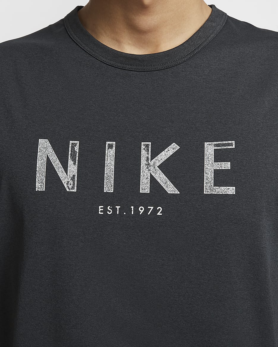 เสื้อแขนสั้นผู้ชาย Dri-FIT UV Nike Hyverse - Off Noir/Pale Ivory/Cargo Khaki