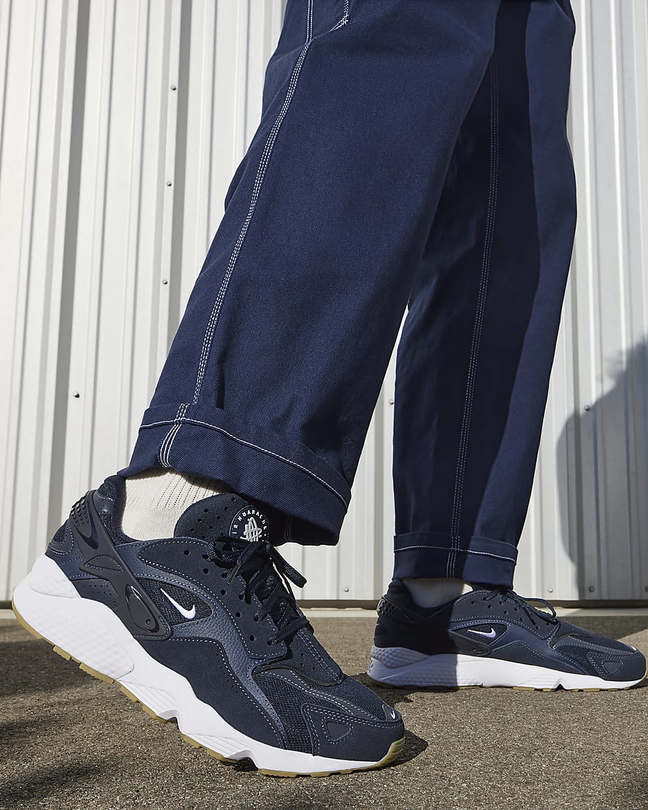 Nike Air Huarache Runner Men's Shoes - Dark Obsidian/Obsidian/Gum Dark Brown/White