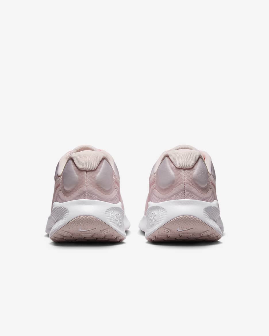 Nike Revolution 7 női országúti futócipő - Pearl Pink/Fehér/Pink Foam