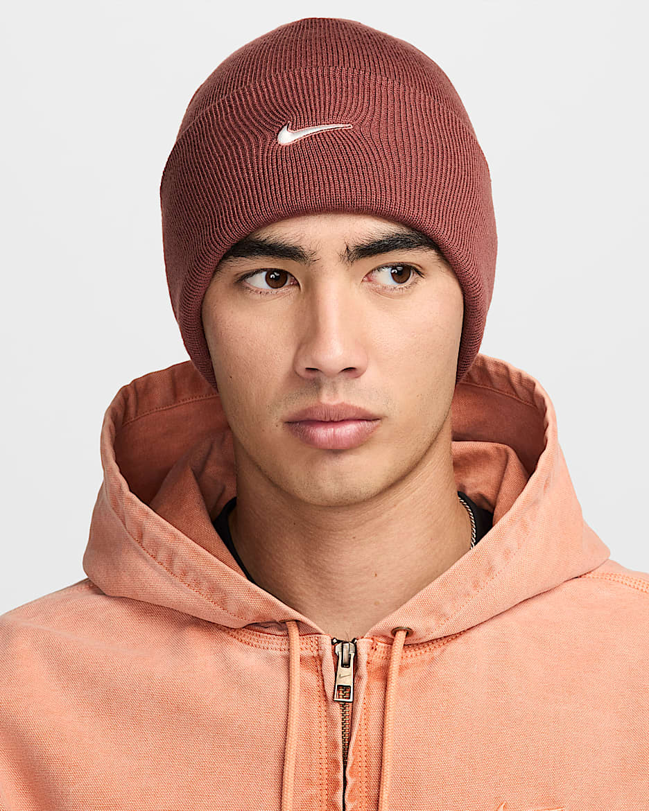 Nike Peak Swoosh Beanie - Red Sepia/Sail