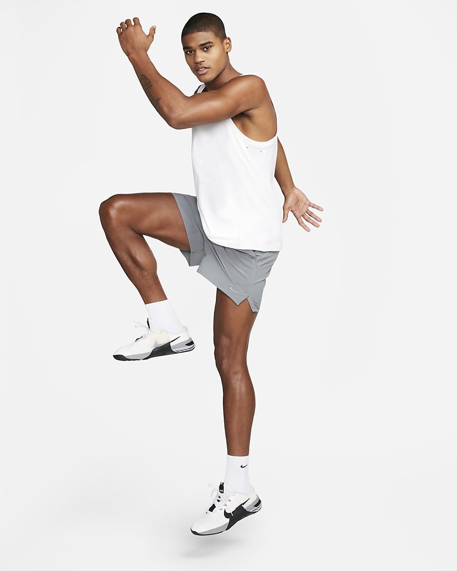 Nike Unlimited Men's Dri-FIT 5" Unlined Versatile Shorts - Smoke Grey/Black/Smoke Grey