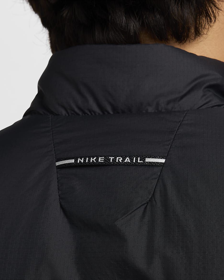 ナイキ トレイル PrimaLoft® メンズ Therma-FIT ランニングベスト - ブラック/サミットホワイト