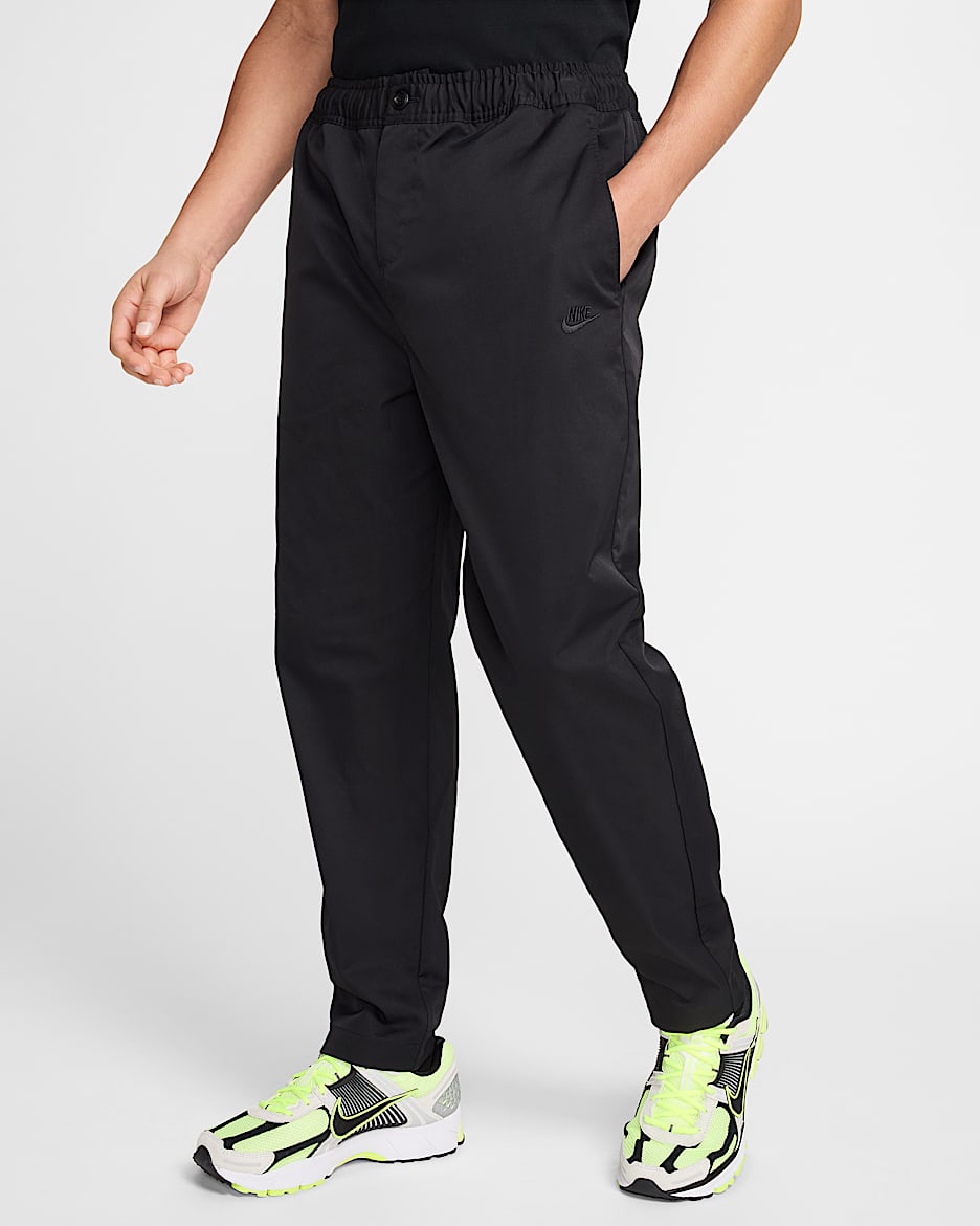 Nike Club Men's Woven Tapered Trousers - Black/Black