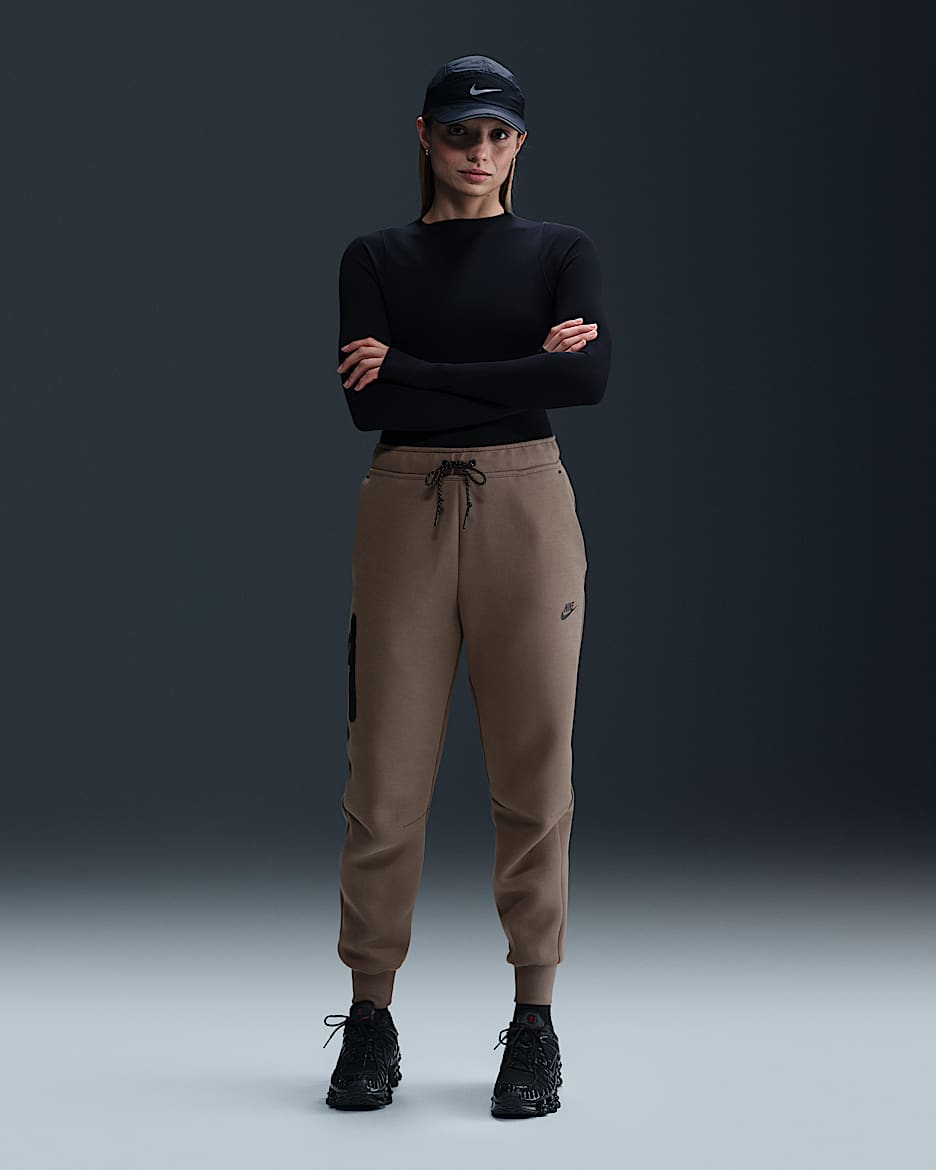 Nike Sportswear Tech Fleece Women's Mid-Rise Joggers - Mink Brown/Black