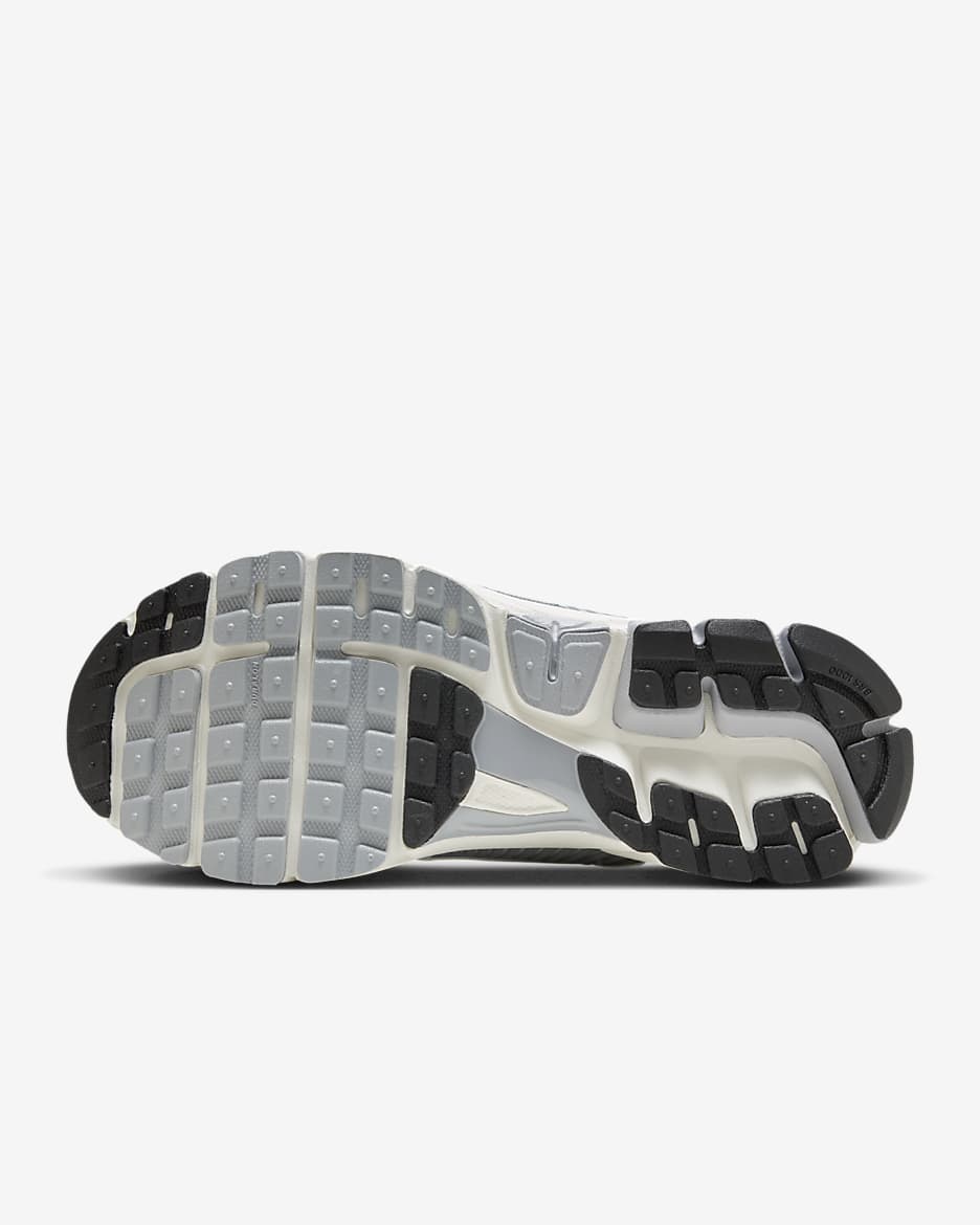 Chaussure Nike Zoom Vomero 5 pour femme - Pure Platinum/Summit White/Dark Grey/Metallic Silver
