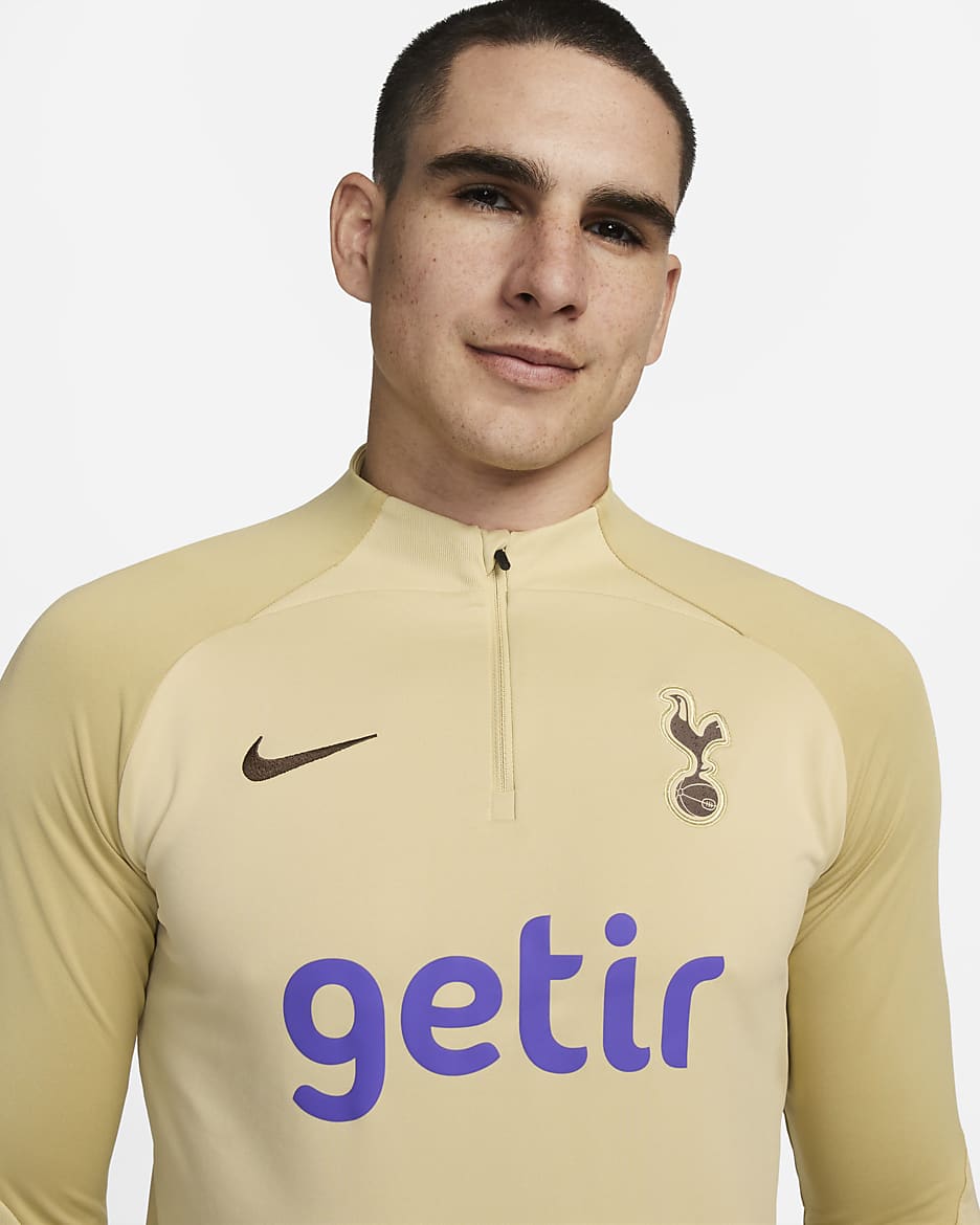 Tottenham Hotspur Strike Derde Nike Dri-FIT knit voetbaltrainingstop voor heren - Team Gold/Team Gold/Wheat Grass/Ironstone