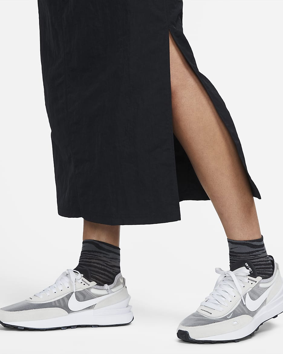 Jupe tissée taille haute Nike Sportswear Essential pour femme - Noir/Blanc