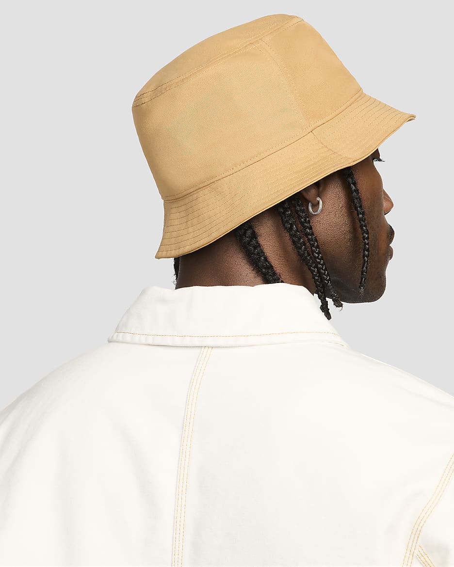 Nike Apex Swoosh Bucket Hat - Flax/Sail