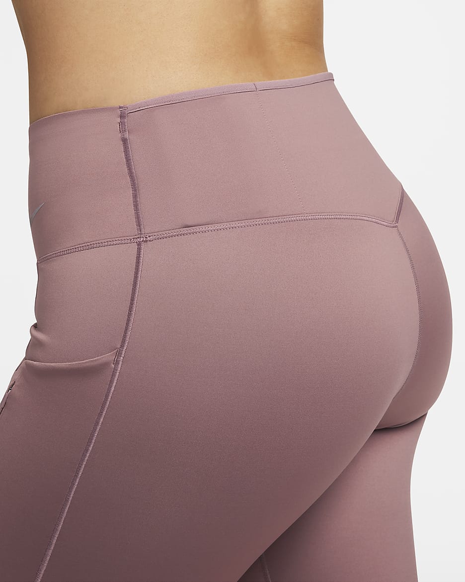 Nike Go-bikershorts (20 cm) med kraftig støtte, mellemhøj talje og lommer til kvinder - Smokey Mauve/sort