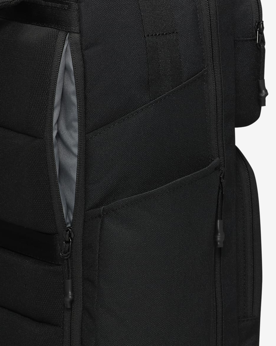 Mochila Nike Utility Elite (37 L) - Preto/Preto/Branco