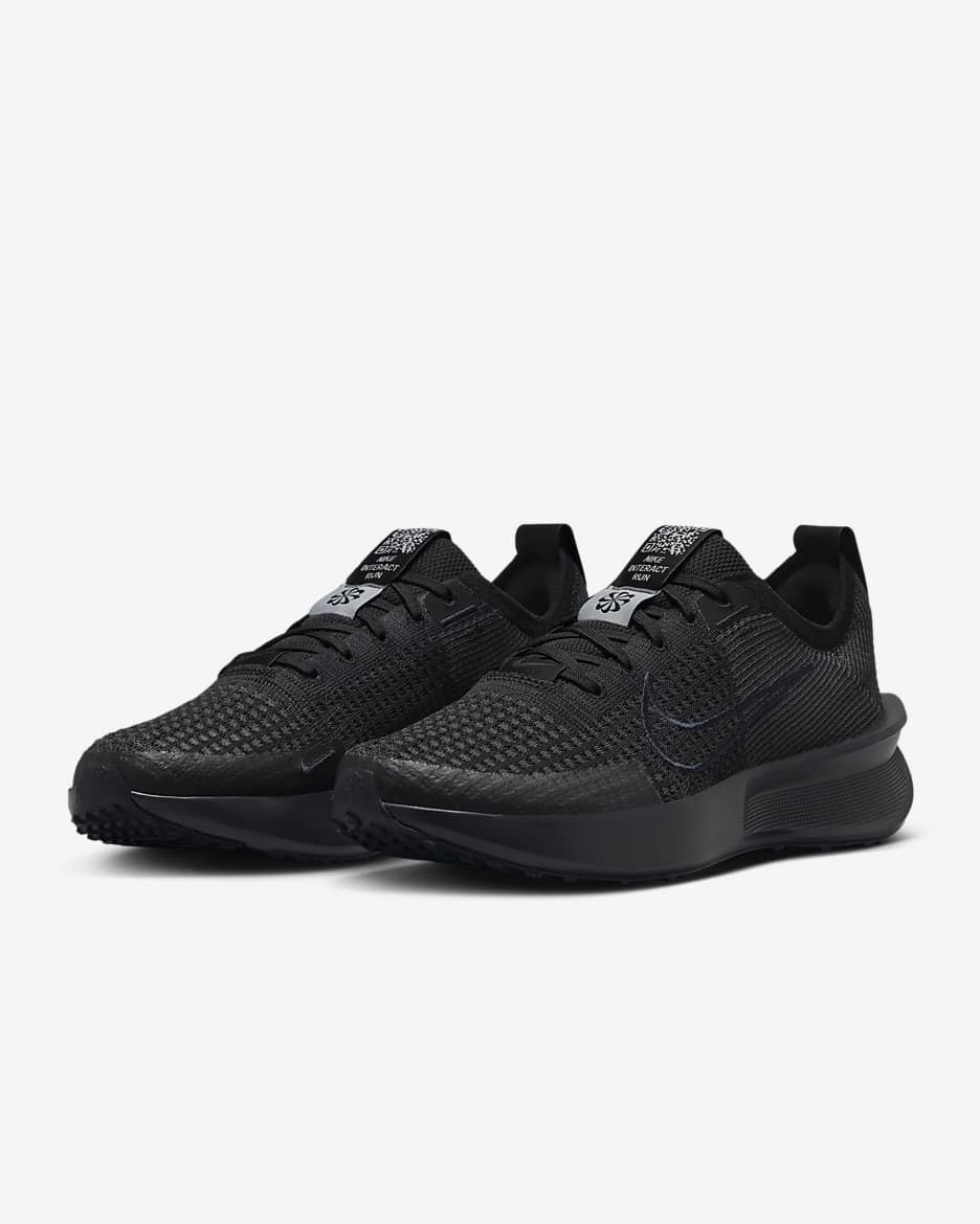 Tenis de correr en pavimento para mujer Nike Interact Run - Negro/Gris lobo/Antracita