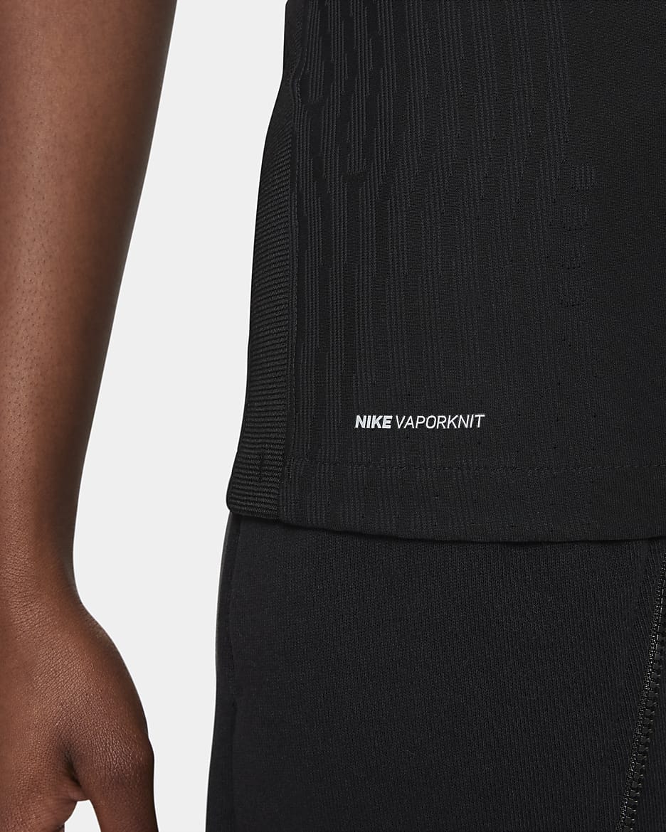 vaporknit strike top