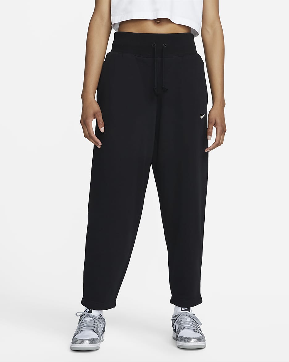 Pantaloni tuta Curve a 7/8 e vita alta Nike Sportswear Phoenix Fleece – Donna - Nero/Sail