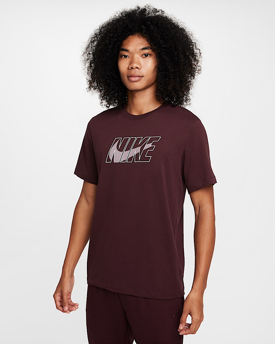 Nike Men's Dri-FIT Fitness T-Shirt - Burgundy Crush