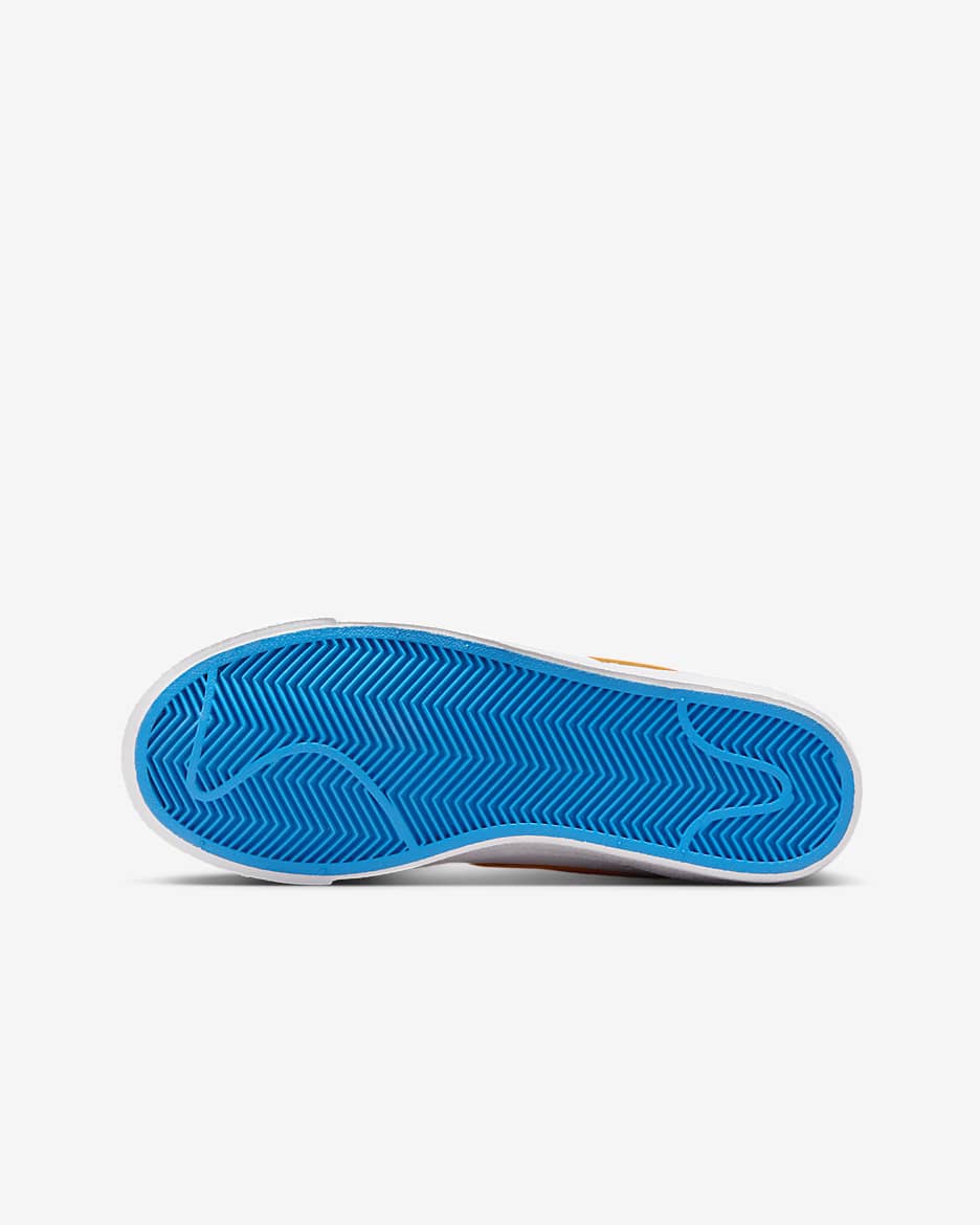 Nike Blazer Mid '77 Schuh für ältere Kinder - Weiß/Photo Blue/Phantom/Total Orange