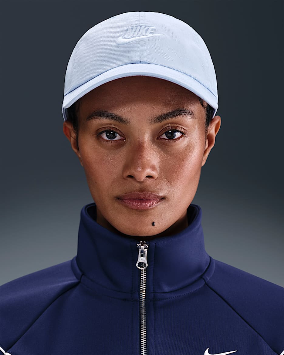 Nike Club Unstructured Futura Wash Cap - Ghost/White