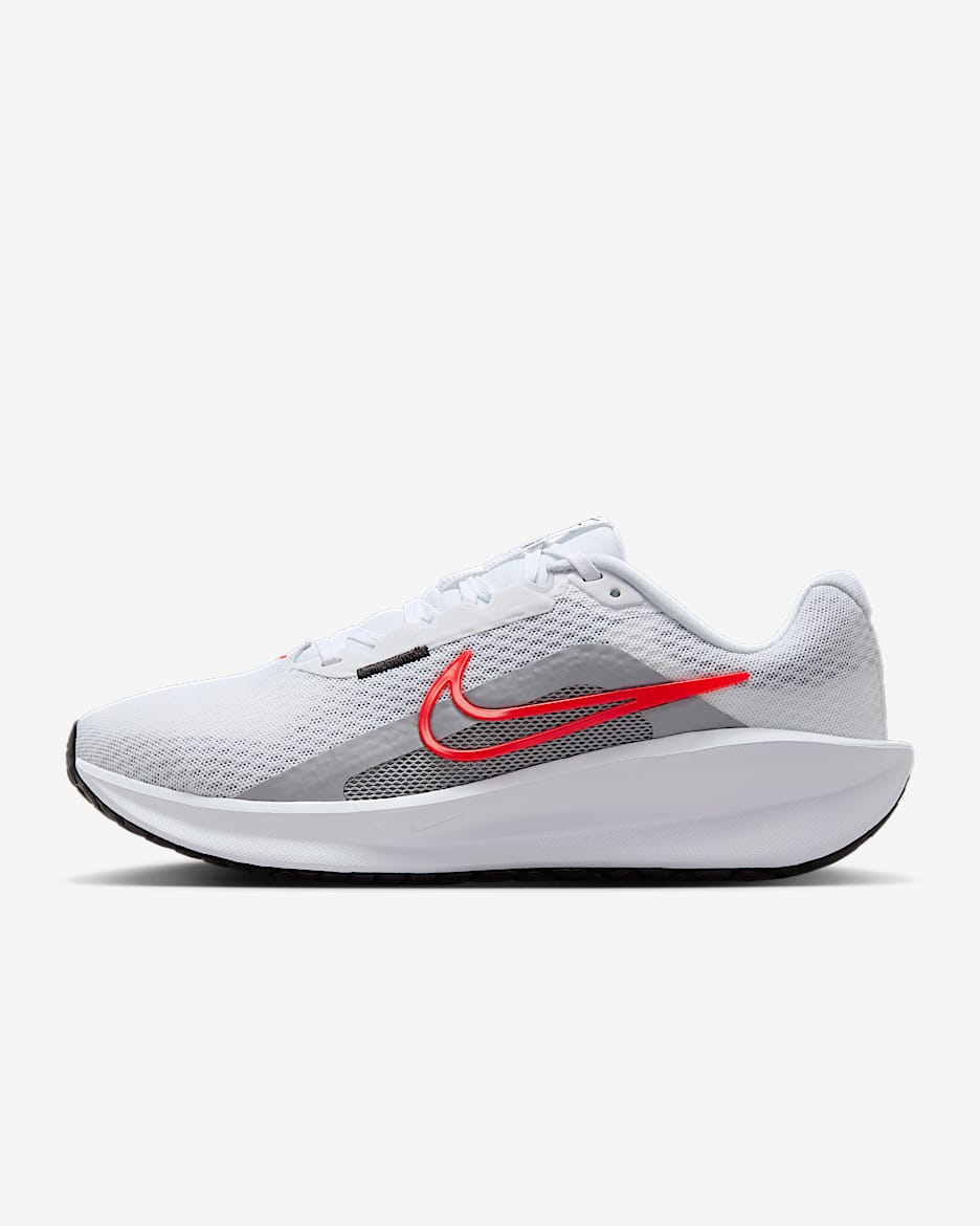 Γυναικεία παπούτσια για τρέξιμο σε δρόμο Nike Downshifter 13 - Λευκό/Wolf Grey/Μαύρο/Bright Crimson