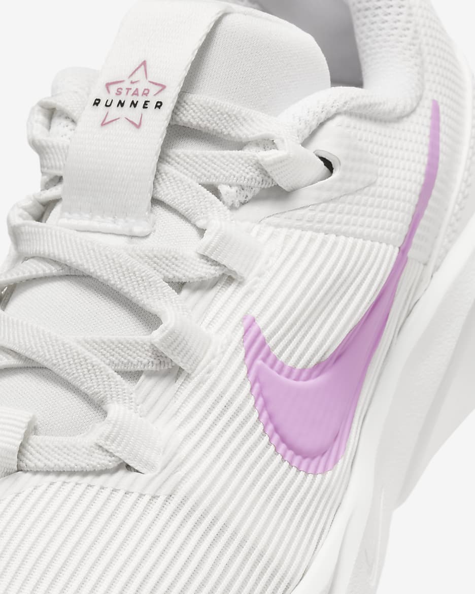 Nike Star Runner 4 Younger Kids' Shoes - Summit White/Viotech/Summit White/Beyond Pink