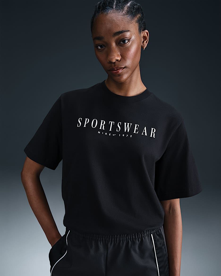 Playera de corte cuadrado para mujer Nike Sportswear - Negro/Blanco
