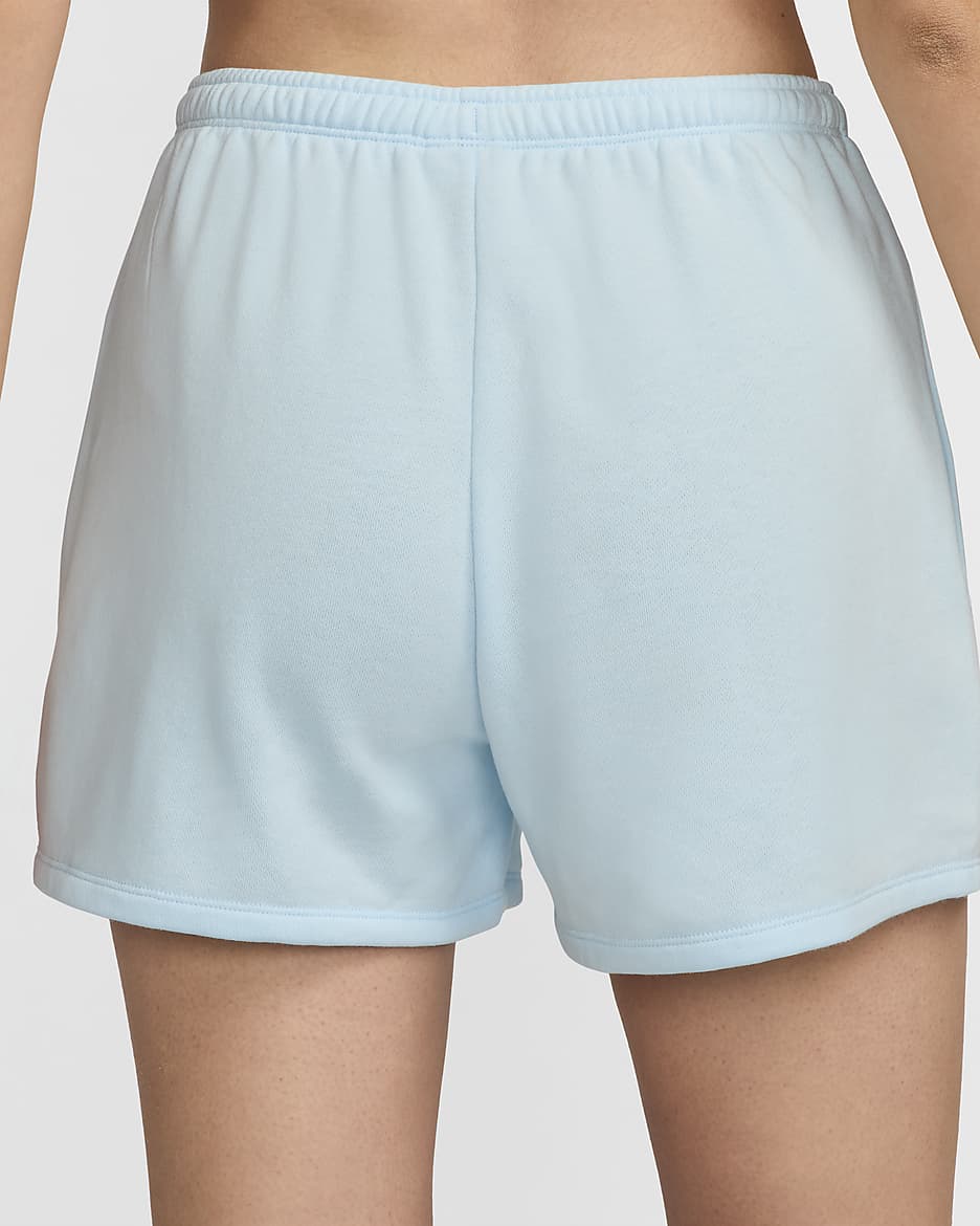 Nike Sportswear Chill Terry shorts van sweatstof met halfhoge taille voor dames (10 cm) - Glacier Blue/Sail