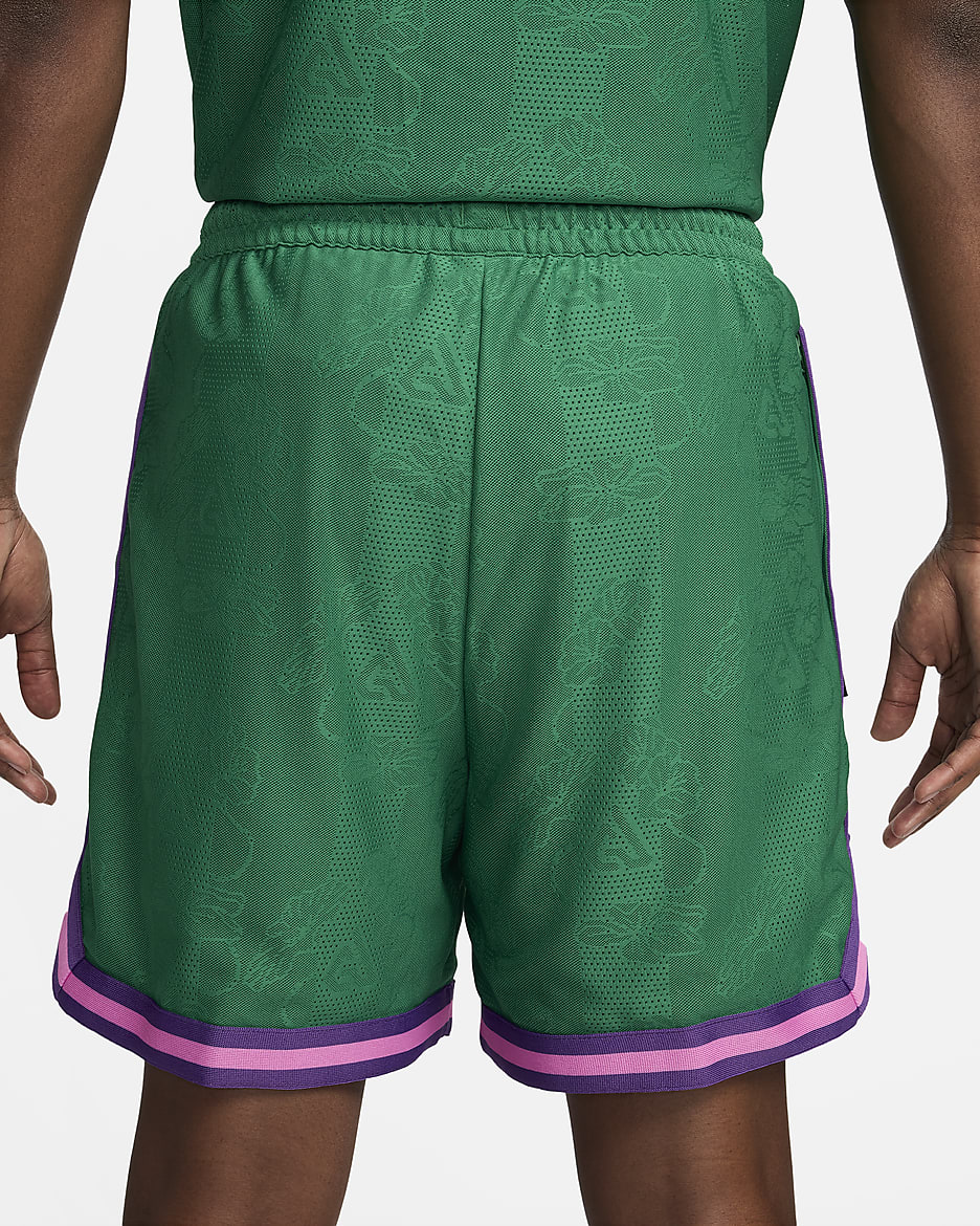 Giannis Pantalón corto de baloncesto de 15 cm Dri-FIT DNA - Hombre - Malachite/Purple Cosmos/Playful Pink