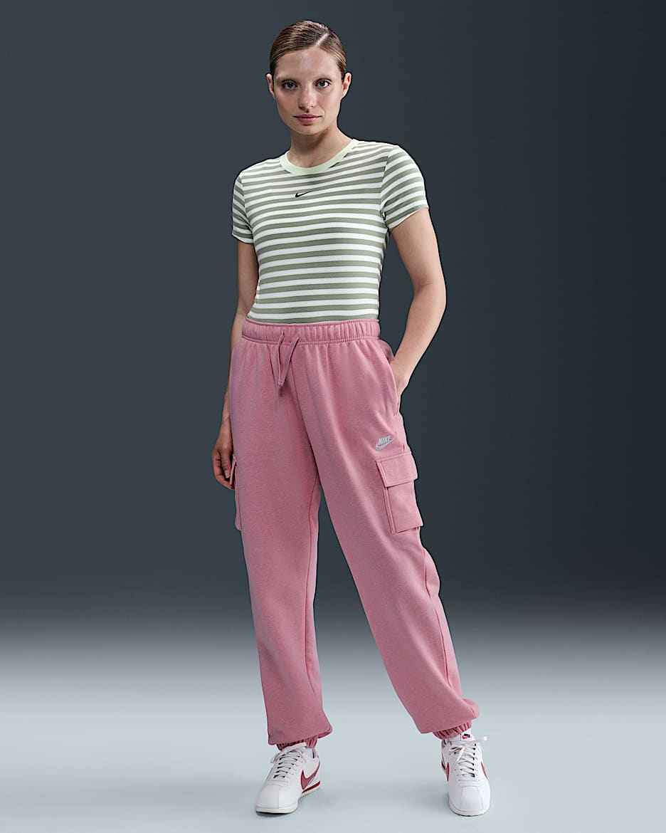 Nike Sportswear Club Fleece Women's Mid-Rise Oversized Cargo Sweatpants - Elemental Pink/Heather/White