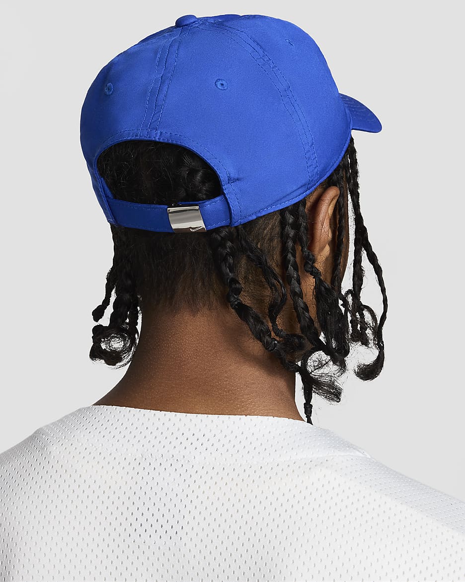 Nike Dri-FIT Club Unstructured Metal Swoosh Cap - Game Royal/Metallic Silver