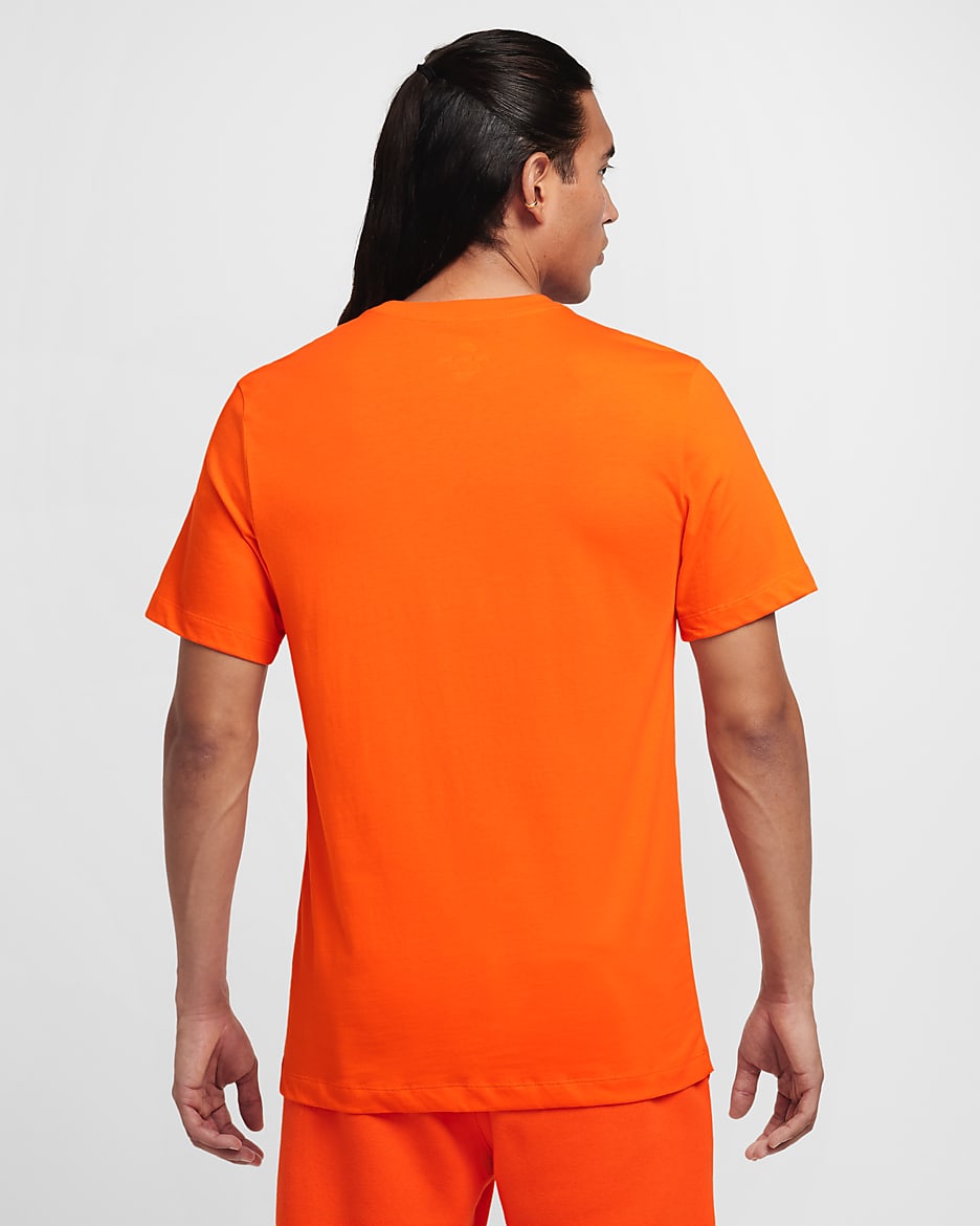 T-shirt Nike Sportswear Club pour Homme - Safety Orange