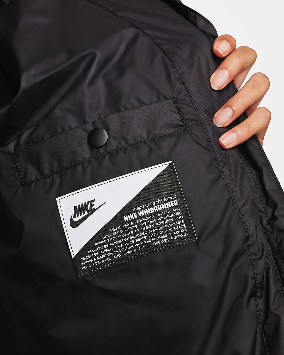 Nike Sportswear Windpuffer Therma-FIT ruimvallend gewatteerd damesjack - Zwart/Wit