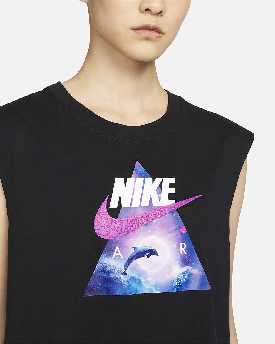 cropped nike tank top