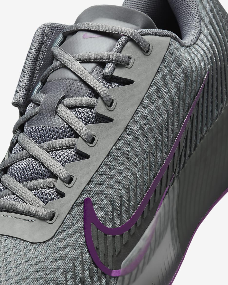 NikeCourt Air Zoom Vapor 11 Sabatilles de tennis per a terra batuda - Home - Smoke Grey/Dark Smoke Grey/Sangria/Negre