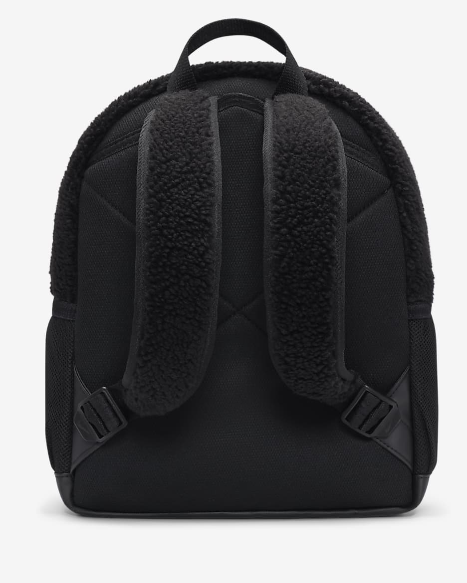 Nike Brasilia JDI Minirucksack für Kinder (11 l) - Schwarz/Schwarz/Schwarz