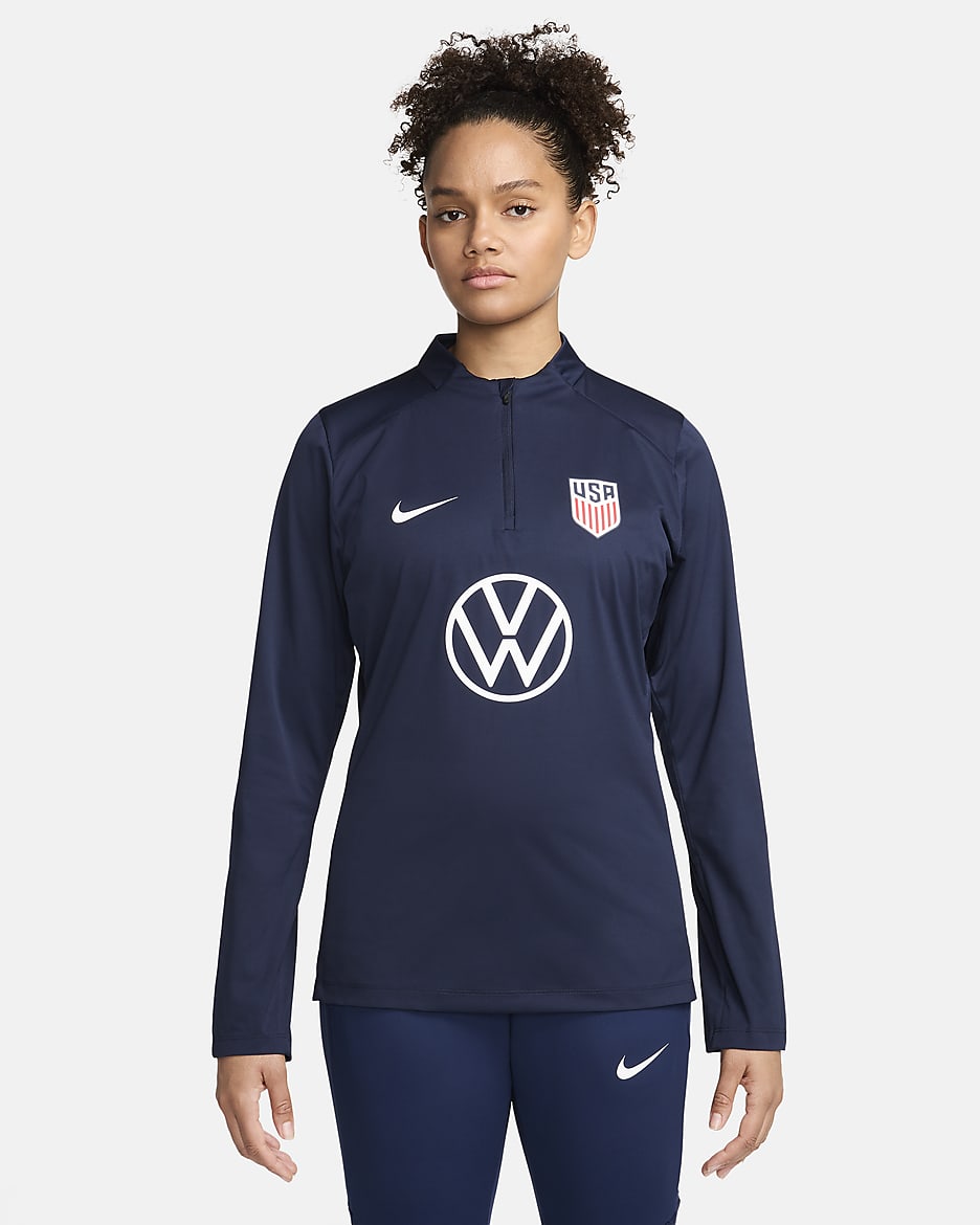 Playera de entrenamiento de fútbol de la selección nacional masculina de Estados Unidos Strike para mujer Nike Storm-FIT - Obsidiana/Rojo deportivo/Blanco